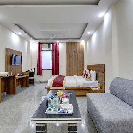 Hotel Premier Noida 135 المظهر الخارجي الصورة